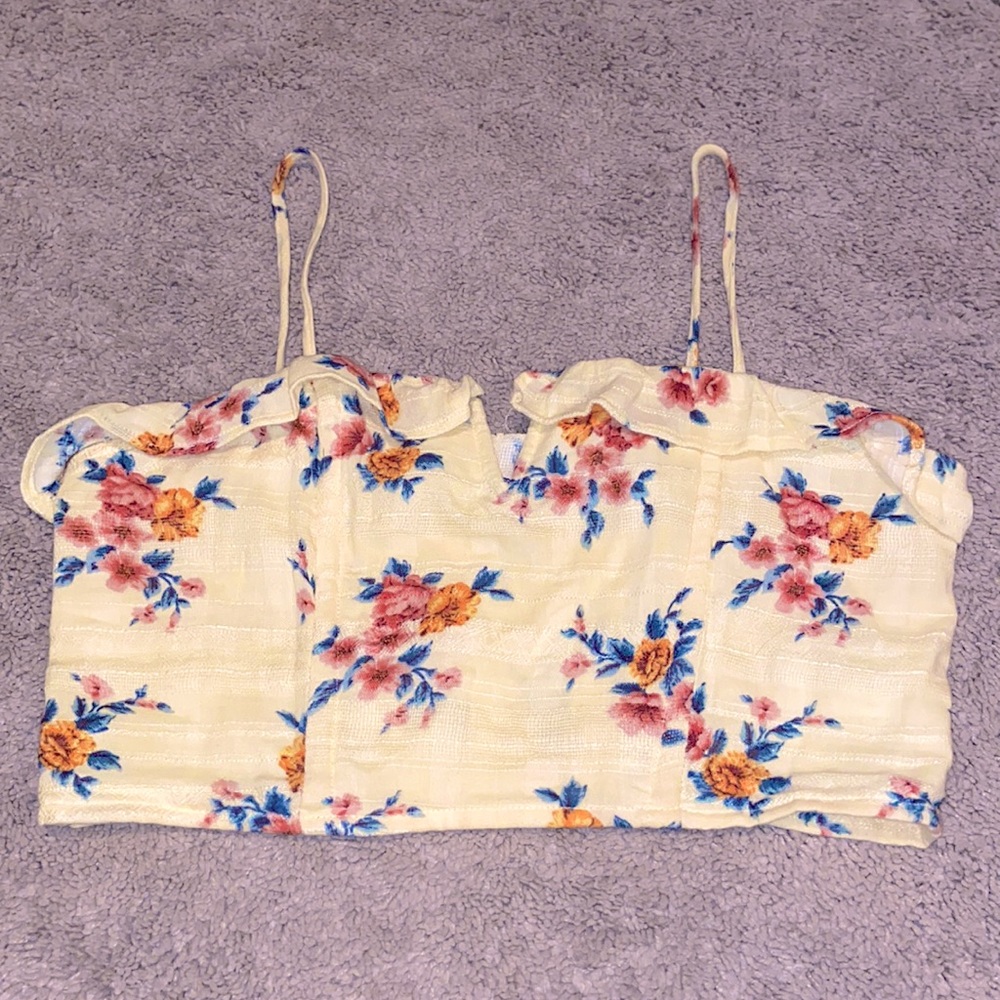 American Eagle Floral Ruffle Crop Top